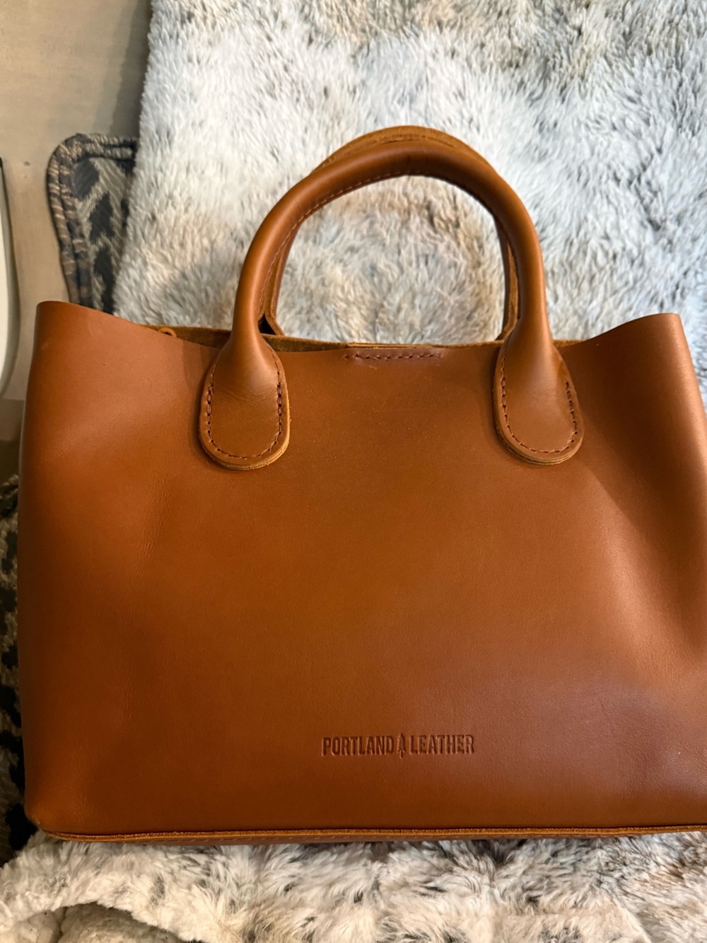 Portland Leather Goods- Large Raindrop bag - Picture 2 of 15